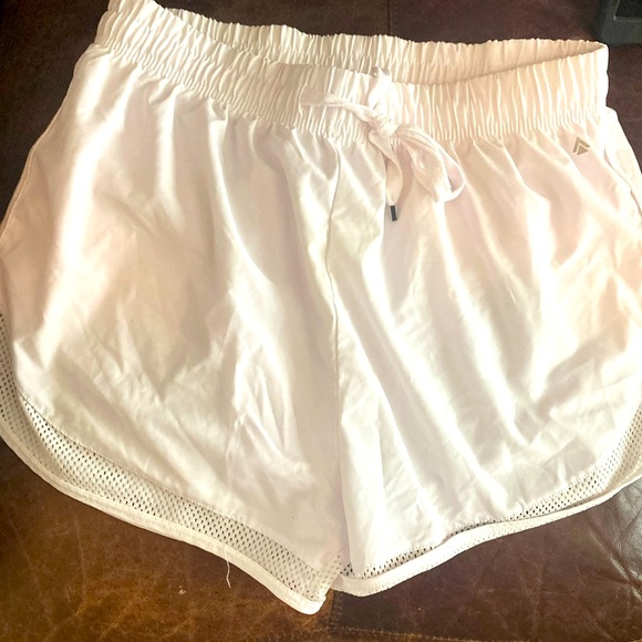 Cali sport White Women's Shorts - Picture 1 of 4